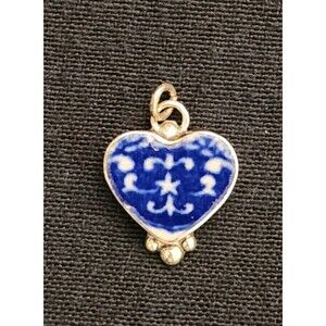 Jacqueline Smiley JSVR 950 Fine Silver Hand Painted Porcelain Heart Pendant